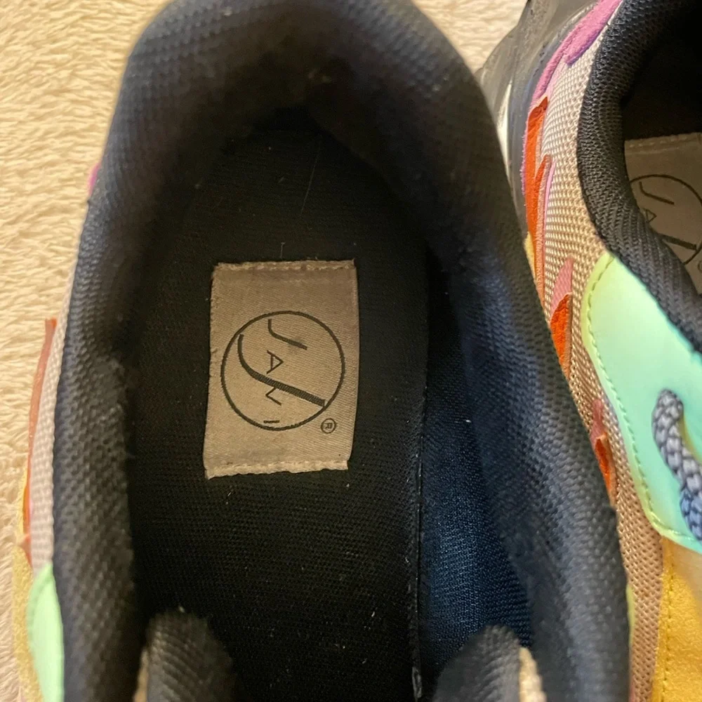 Javi Achieve Suede Designed Sneakers